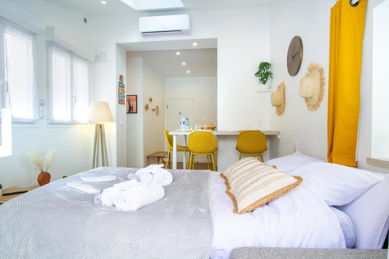 Soleil D'Ete - Netflix & Wifi - Balcon - Climatisation - Parking Gratuit - Check-In 24H24 - Emplacement Velos - Goodmarning Châlons-en-Champagne Exteriör bild