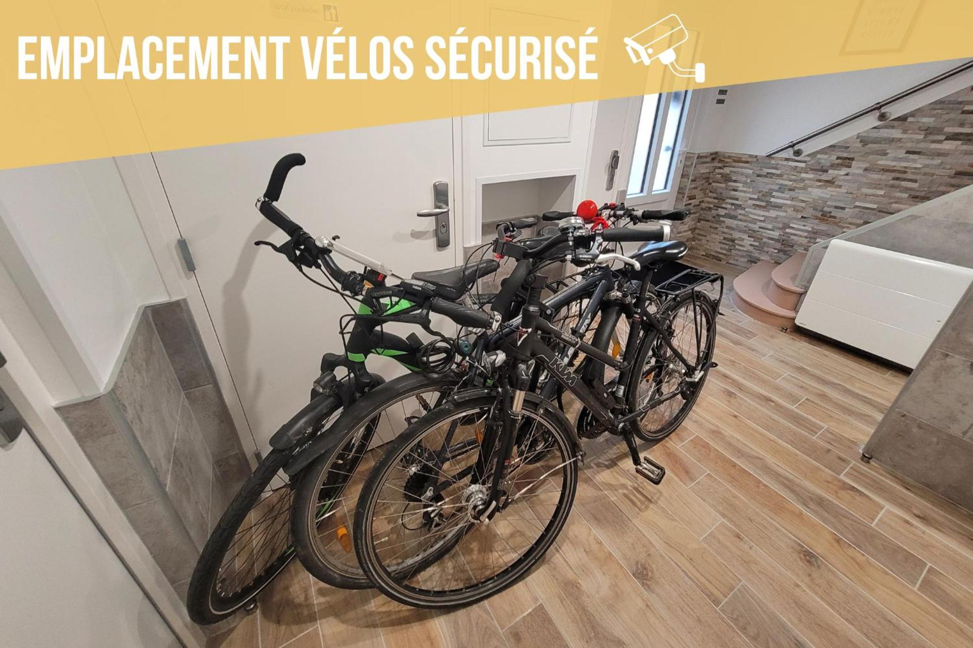 Soleil D'Ete - Netflix & Wifi - Balcon - Climatisation - Parking Gratuit - Check-In 24H24 - Emplacement Velos - Goodmarning Châlons-en-Champagne Exteriör bild